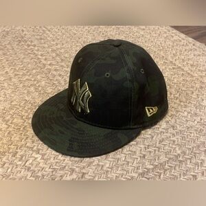 New York Yankees New Era Green Camo/ Gold Edition Fitted Hat 6 7/8